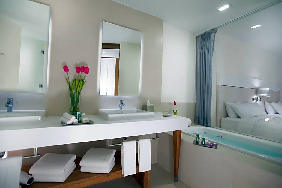 Krystal Grand Puerto Vallarta - All Inclusive