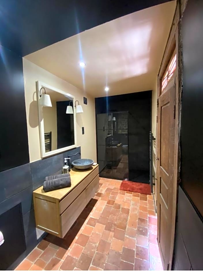 Domaine Des Tours Vauquelin