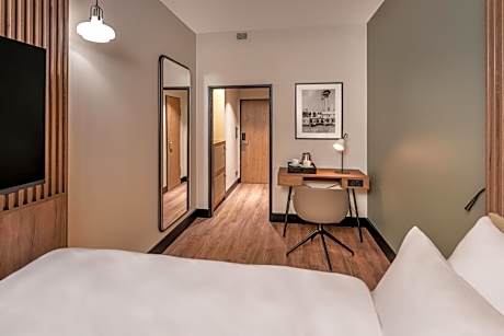 Standard Room - 1 Single Bed