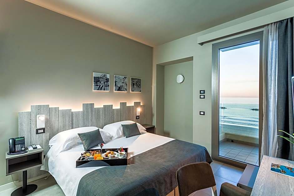 Nautilus Family Hotel