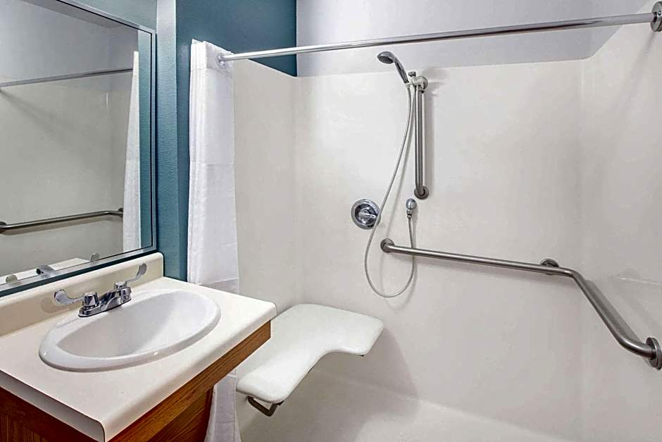 WoodSpring Suites Harlingen