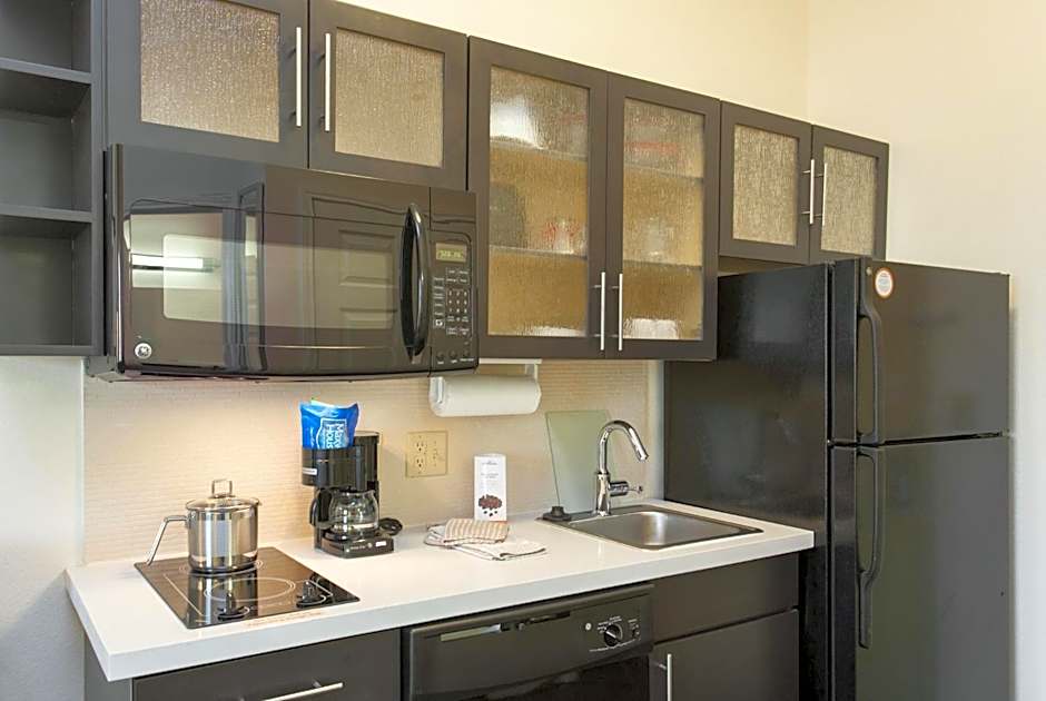Candlewood Suites San Marcos By IHG