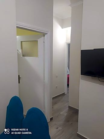 Loutraki family apartment 