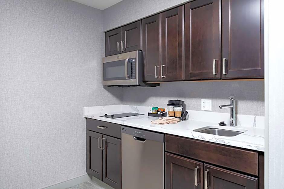 Homewood Suites By Hilton Phoenix Airport South