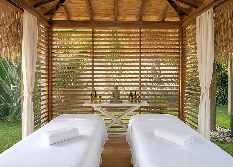 Mare Deluxe Residences  & Villas