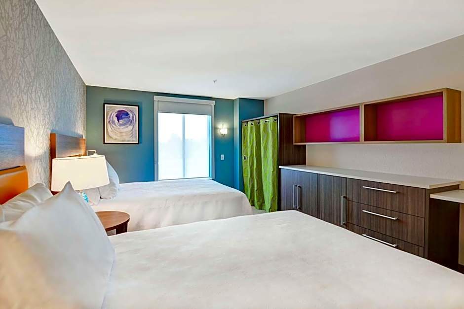 Photo 1 of 6 of Studio 2 Queen Beds