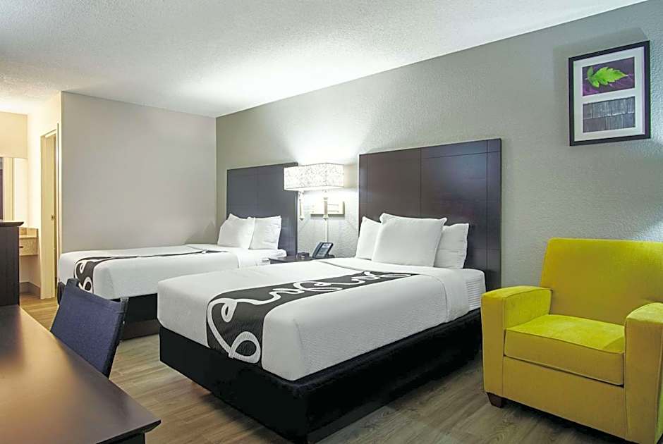La Quinta Inn & Suites by Wyndham West Palm Beach - Florida Turn