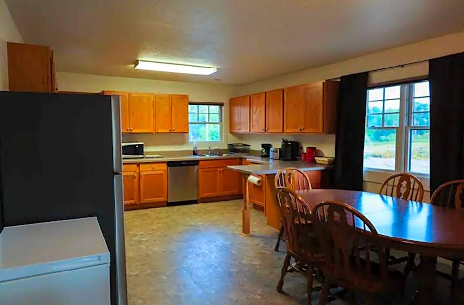 Sportsman Lodge Melrose MT