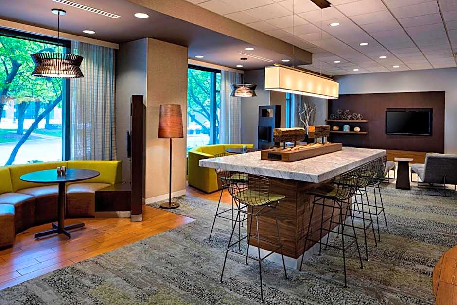 Courtyard by Marriott Grand Rapids Downtown