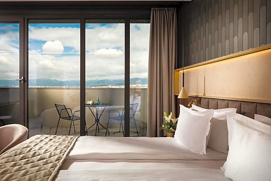 Kings' Valley Medical & Spa Hotel