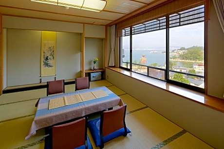 Japanese-Style Room with Sea View - Non-Smoking