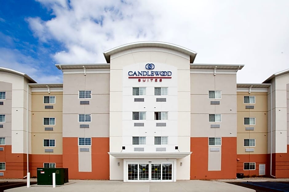 Candlewood Suites Minot