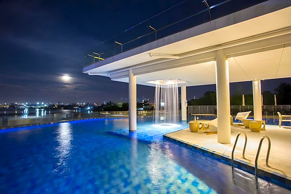 Tsix5 Phenomenal Hotel Pattaya