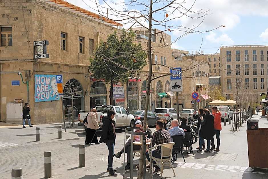 Shlomtzi Hotel