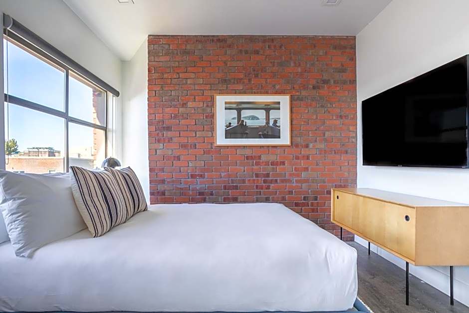 Reside Seattle Downtown, a Wyndham Residence