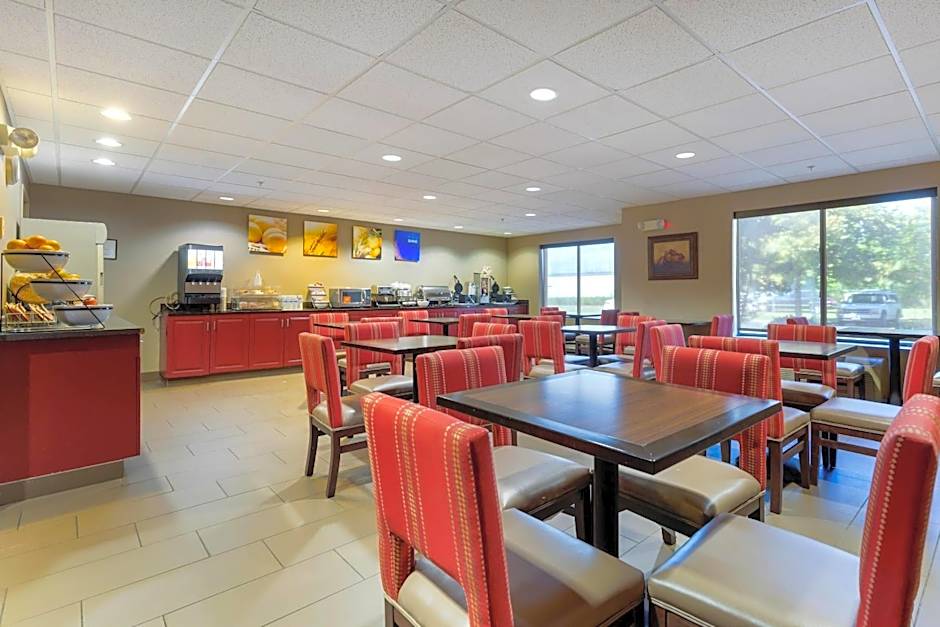 Comfort Inn & Suites Cambridge