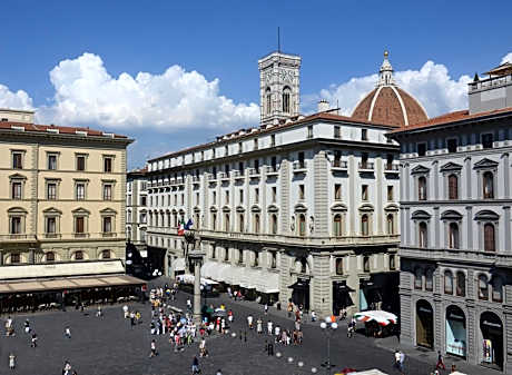 Hotel Savoy