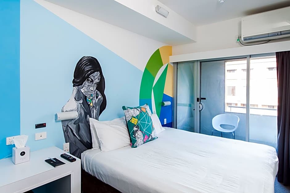 Majestic Minima Hotel