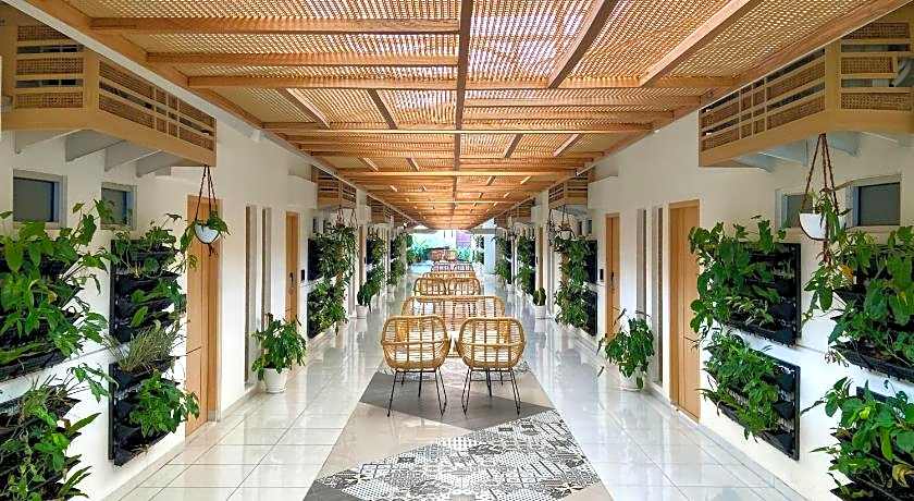 Masri Living by Daphna Management