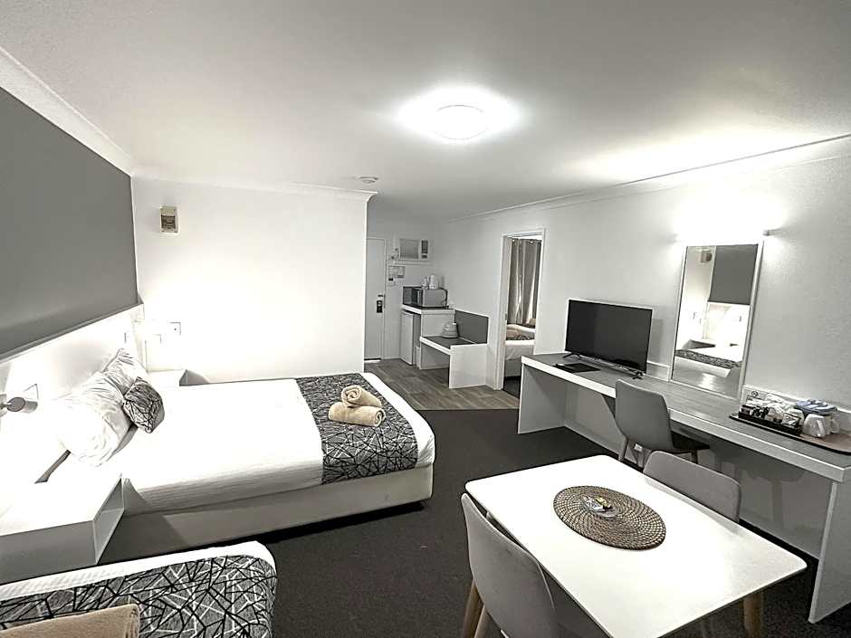 Rosebourne Gardens Motel