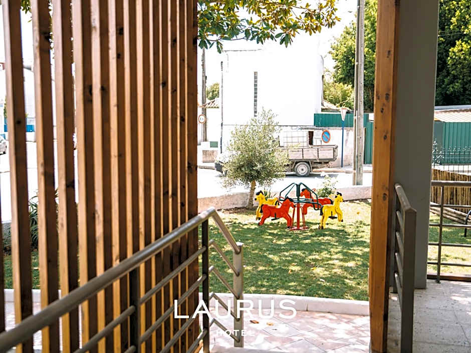Laurus Hotel