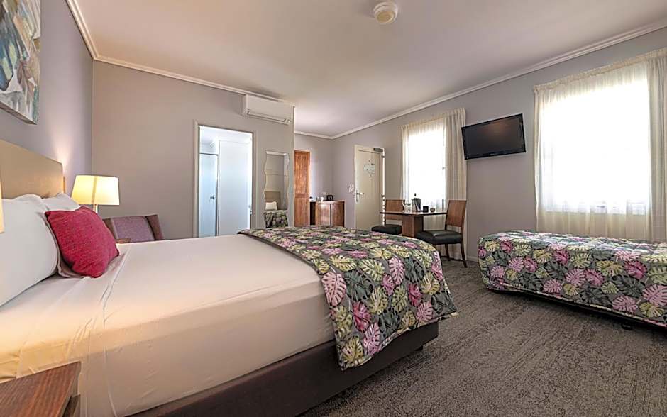 Coachmans Inn Warwick