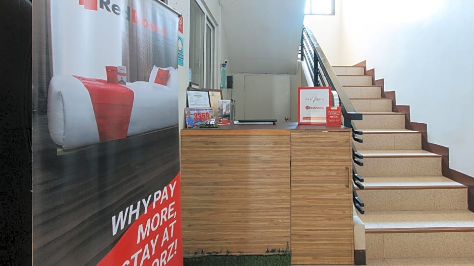 RedDoorz @ Golite Washington