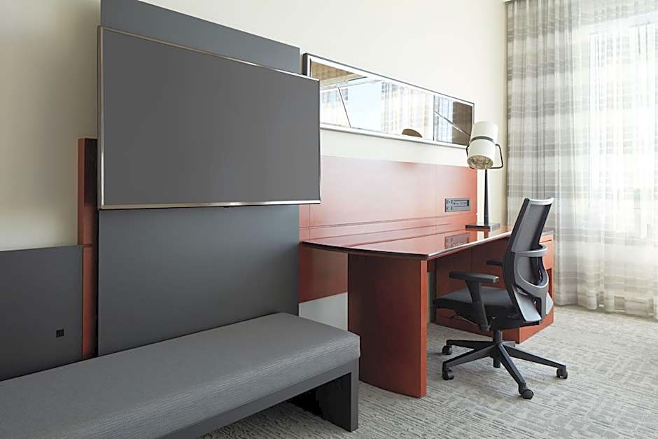 Montreal Airport Marriott In-Terminal Hotel