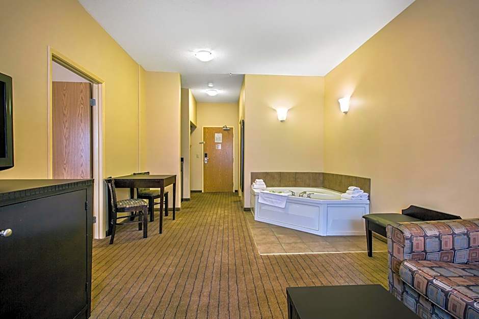 Ramada by Wyndham Prince Albert