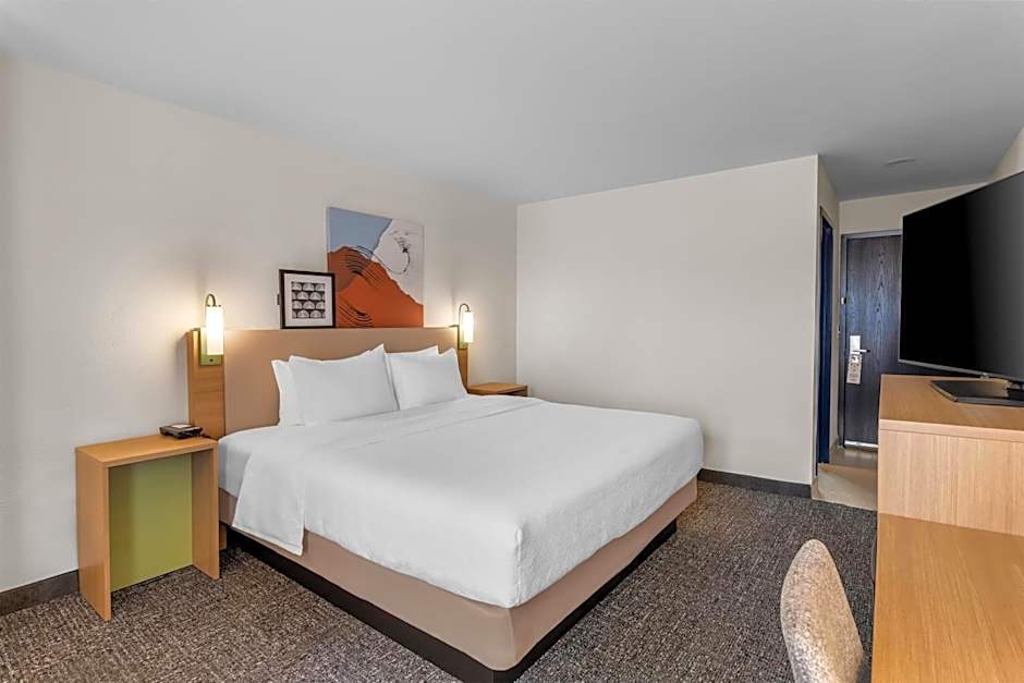 Spark by Hilton Dayton Fairborn