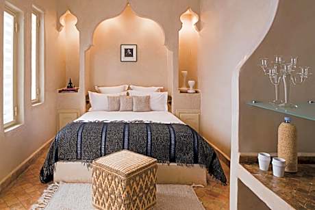 Superior Double Room - The White Album