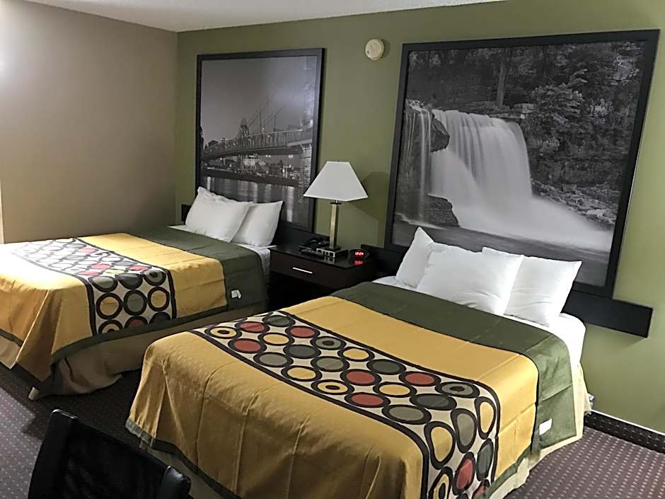 Super 8 by Wyndham Miamisburg Dayton S Area OH