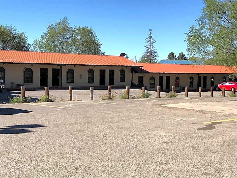 Frontier Motel