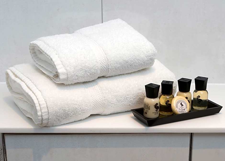 Camden Enterprise Hotel