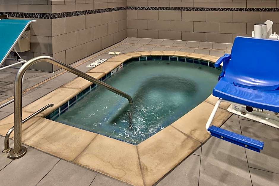 Hampton Inn By Hilton & Suites Albuquerque Airport