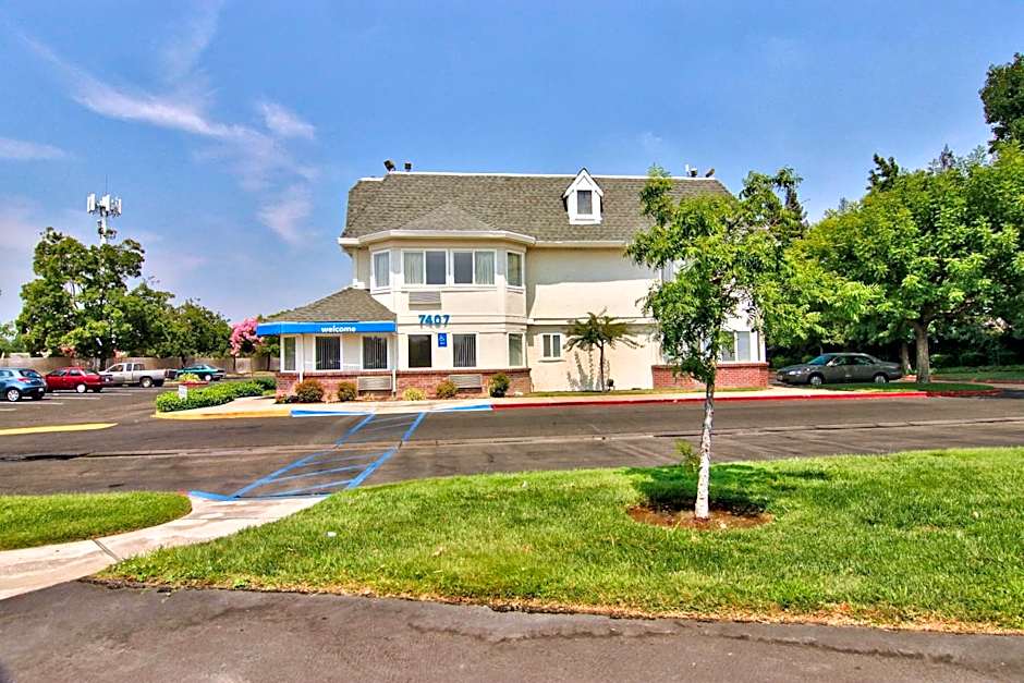 Motel 6-Sacramento, CA - South