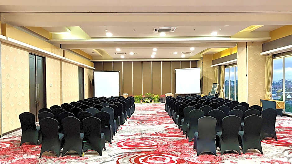 Crystal Lotus Hotel Yogyakarta