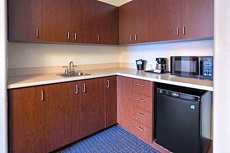 Executive Suite - Non-Smoking