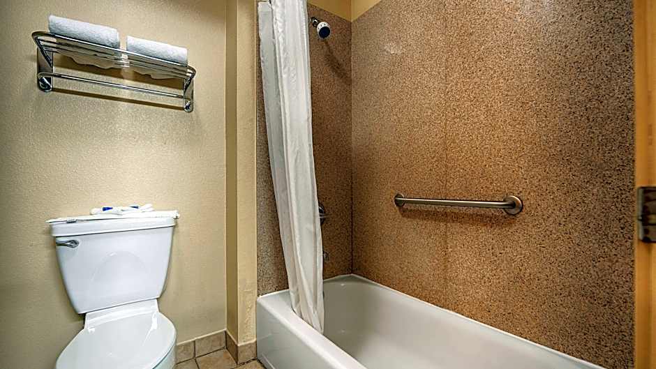 Photo 1 of 3 of 2 King Beds with Sofabed Suite, Nonsmoking