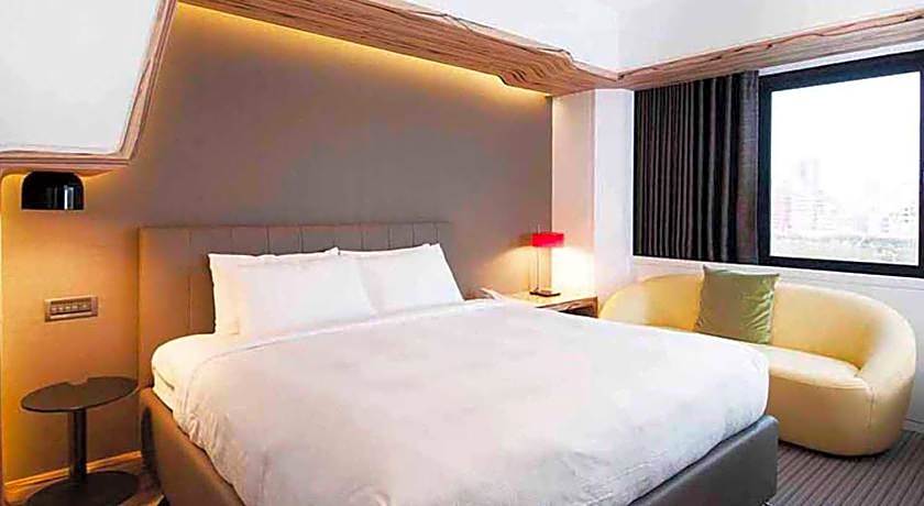 Royal Group Hotel Central Park Branch