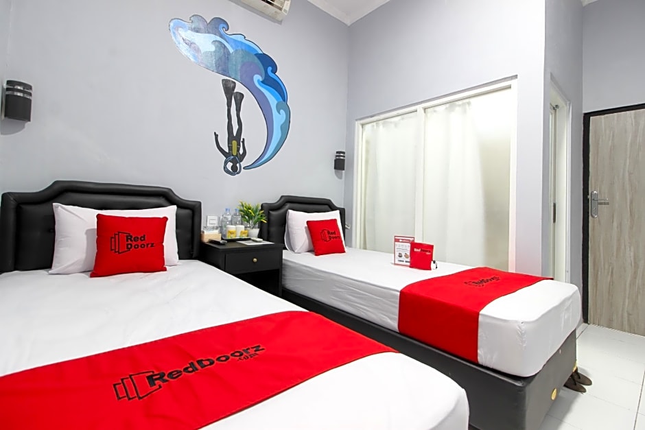 RedDoorz near Graha Saba UGM