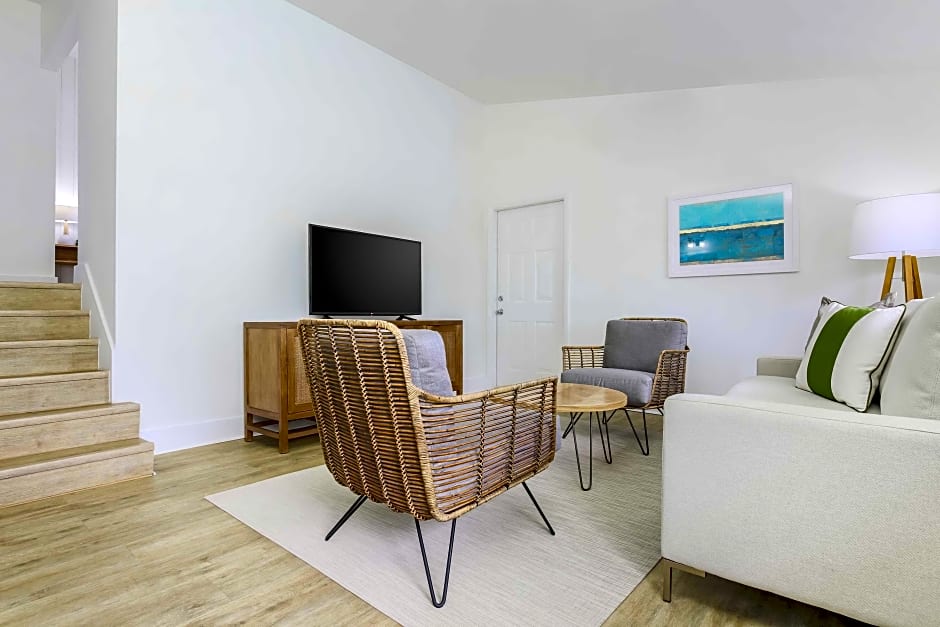 Hadley House Resort