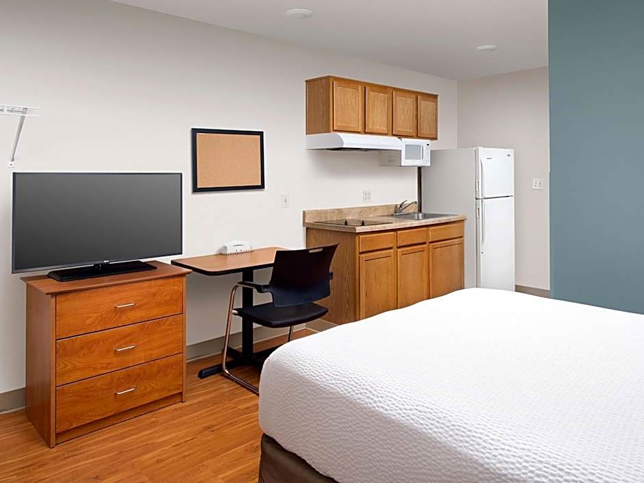 WoodSpring Suites Bentonville