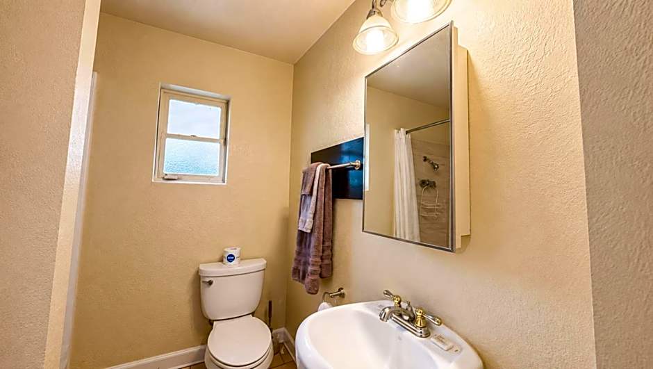 Copper Mountain Motel