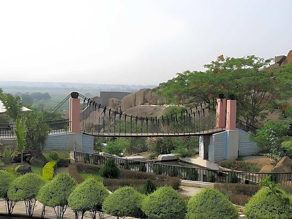 Hotel Rajdhani Plaza