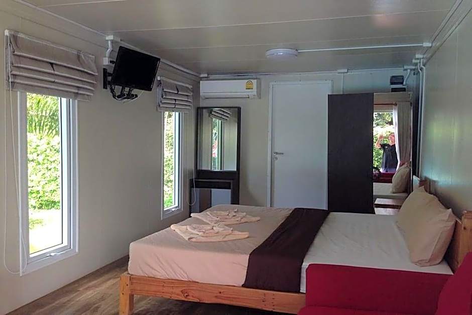 Check In & Chill Out