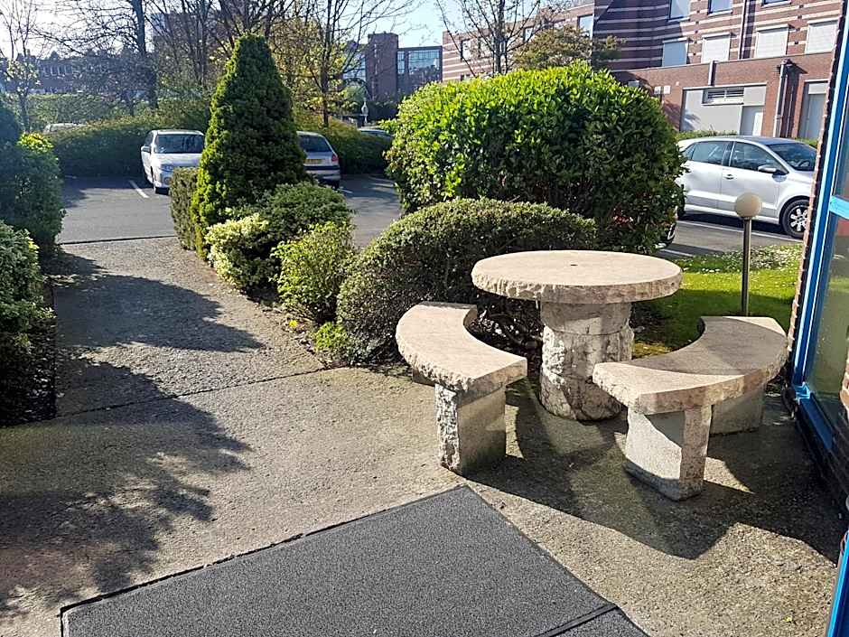 Hôtel du stade ex Kyriad Direct Lille Est Stade Pierre Mauroy