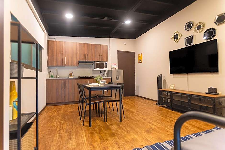 505 Heart of CDMX 1Bdrm 1bath apt AC Rooftop