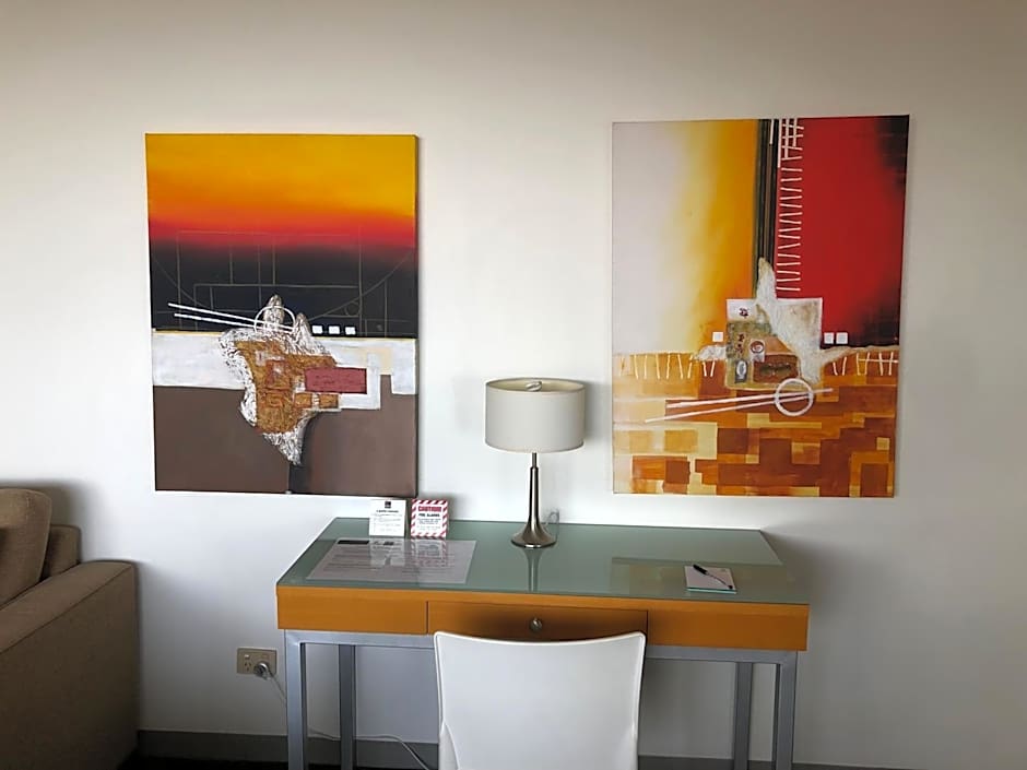 Hillcrest Apartment Hotel (formerly Central Hillcrest Apartments)