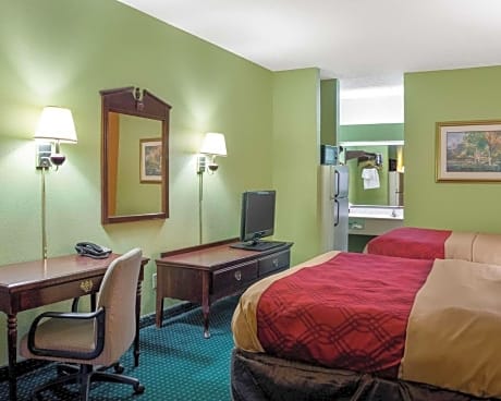 2 Double Beds, Smoking